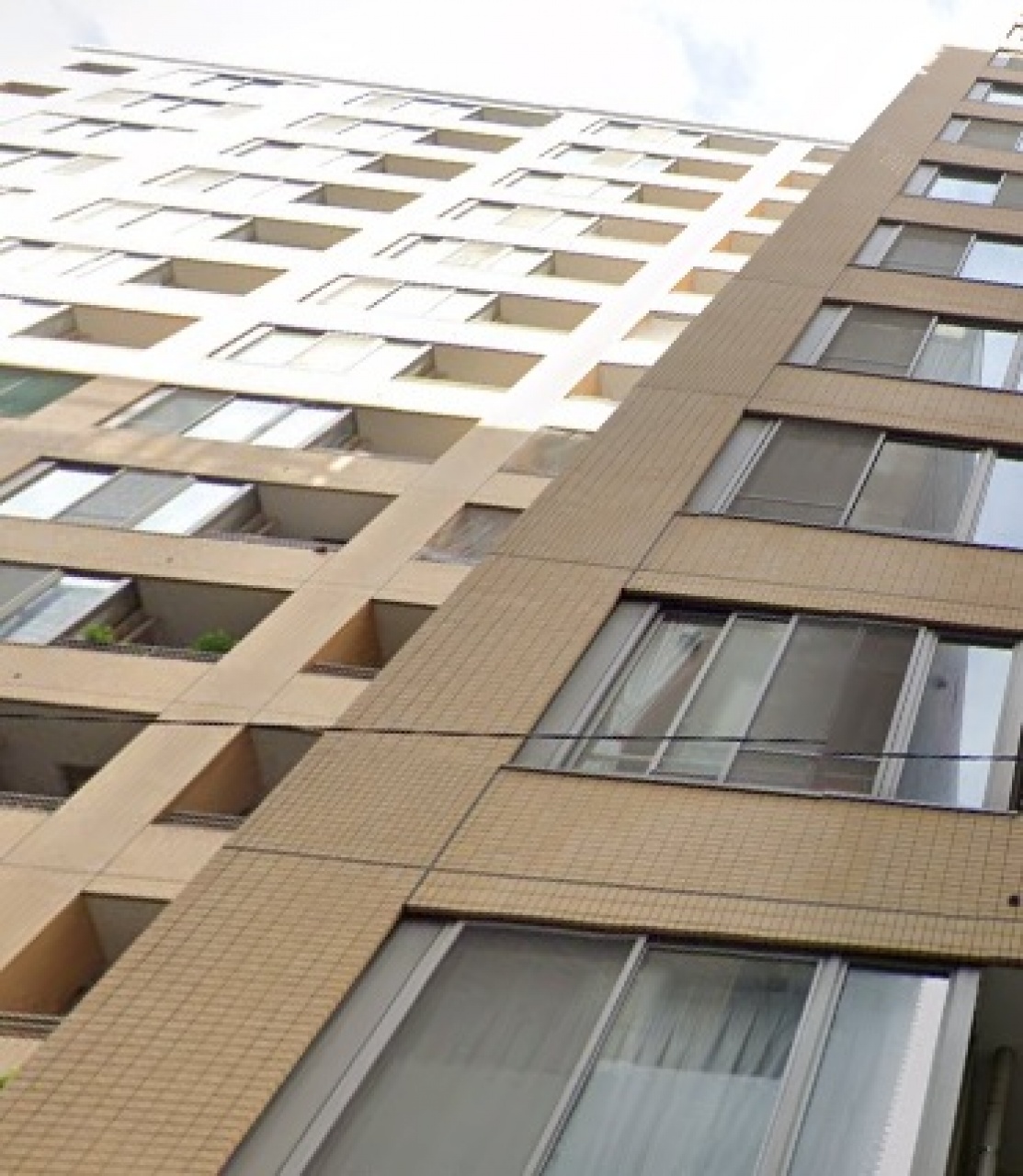 東新宿レジデンシャルタワー