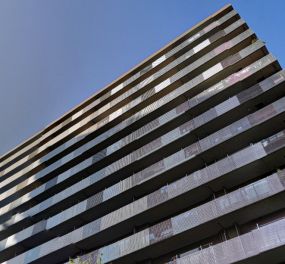 ニュートンプレイス　サウスコート