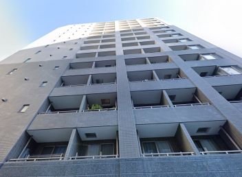 パレステュディオ新宿御苑駅前