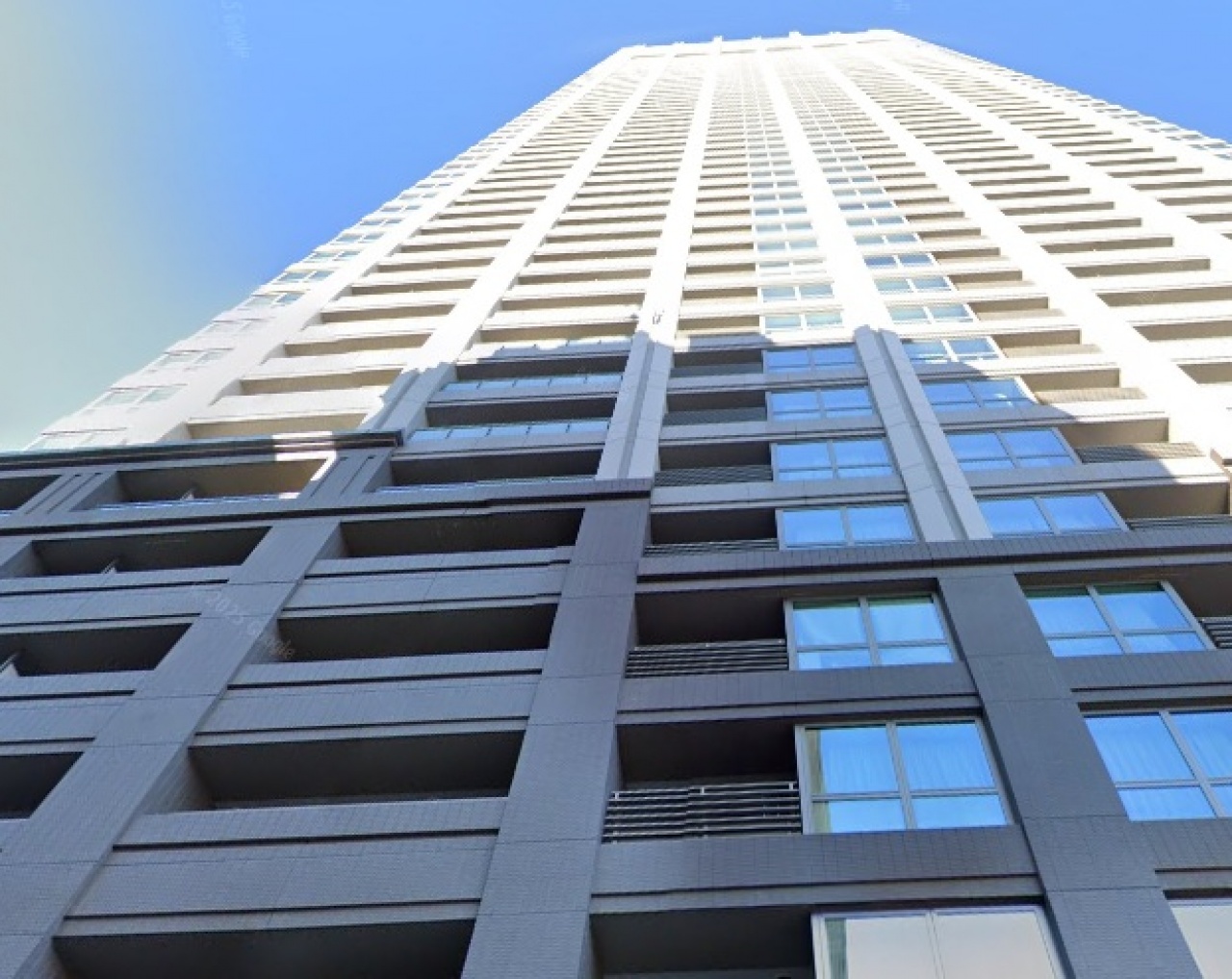 富久クロスコンフォートタワー　