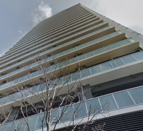 プリズムタワー