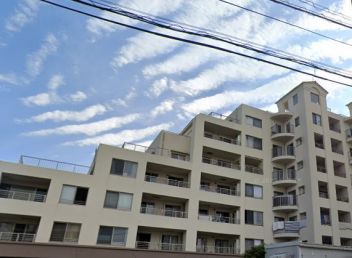 クレッセントユーパリノスの丘パームヒルズ