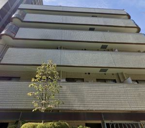 アゼリアコート