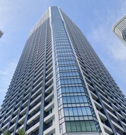 ドゥ・トゥール　ＥＡＳＴ