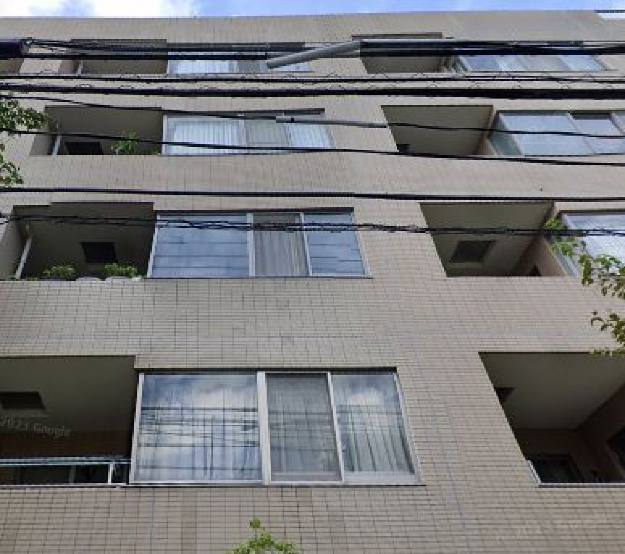 サンフル碑文谷碑さくら通りノースサイド