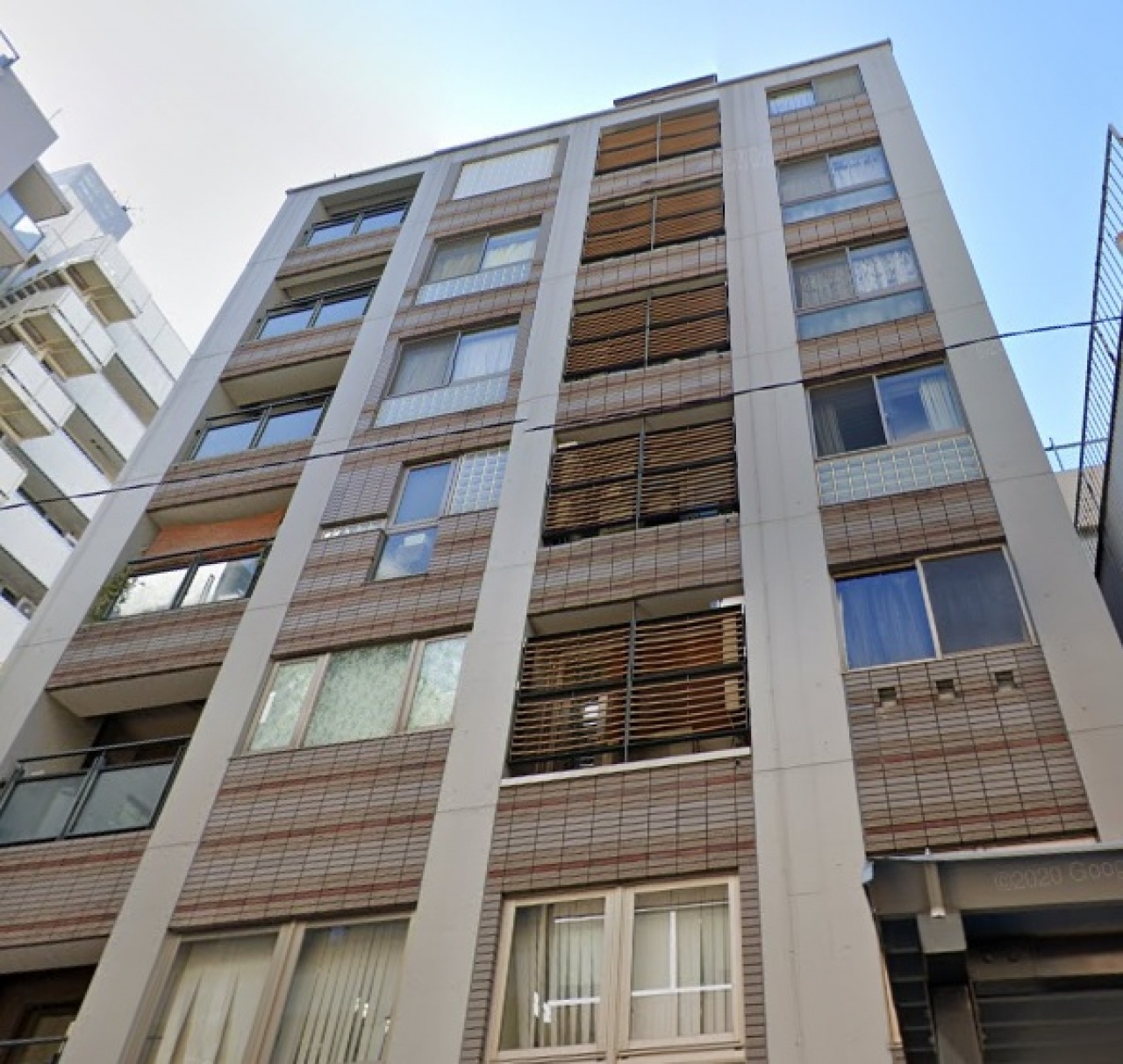 ＣＯＭＳ　ＨＯＵＳＥ