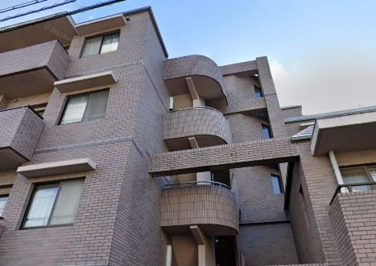 深沢ホームズ