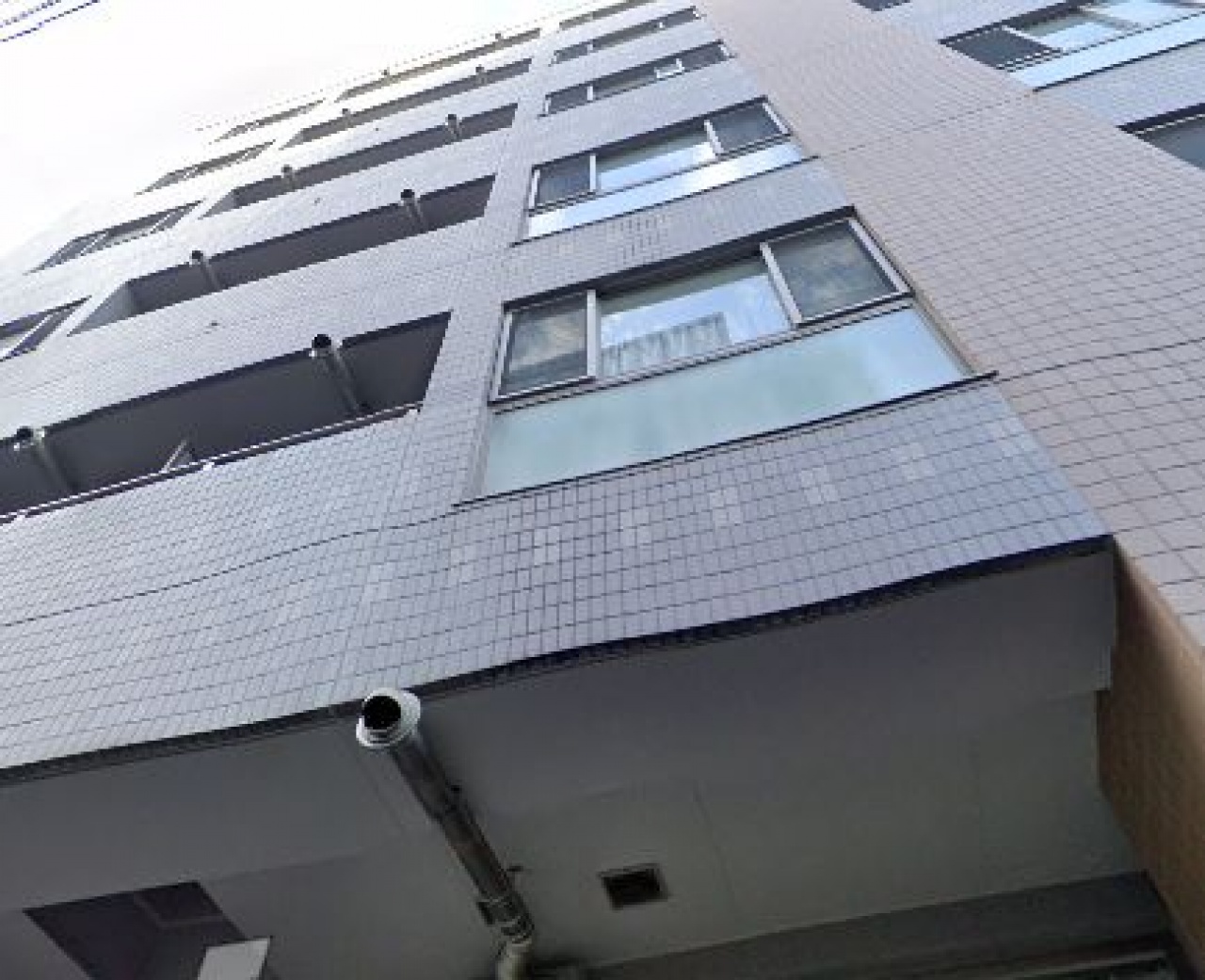 エスティメゾン四谷坂町